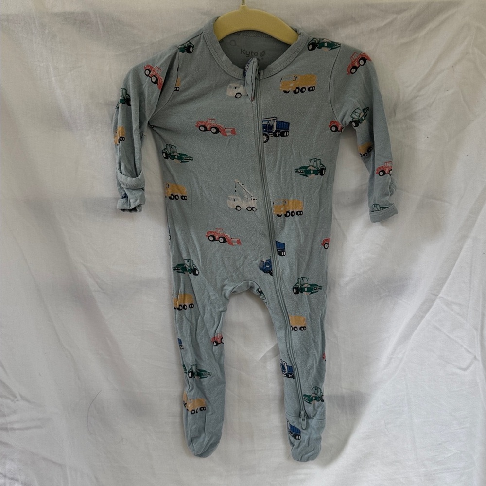 Kyte BABY Blue Footies One Piece with construction Print